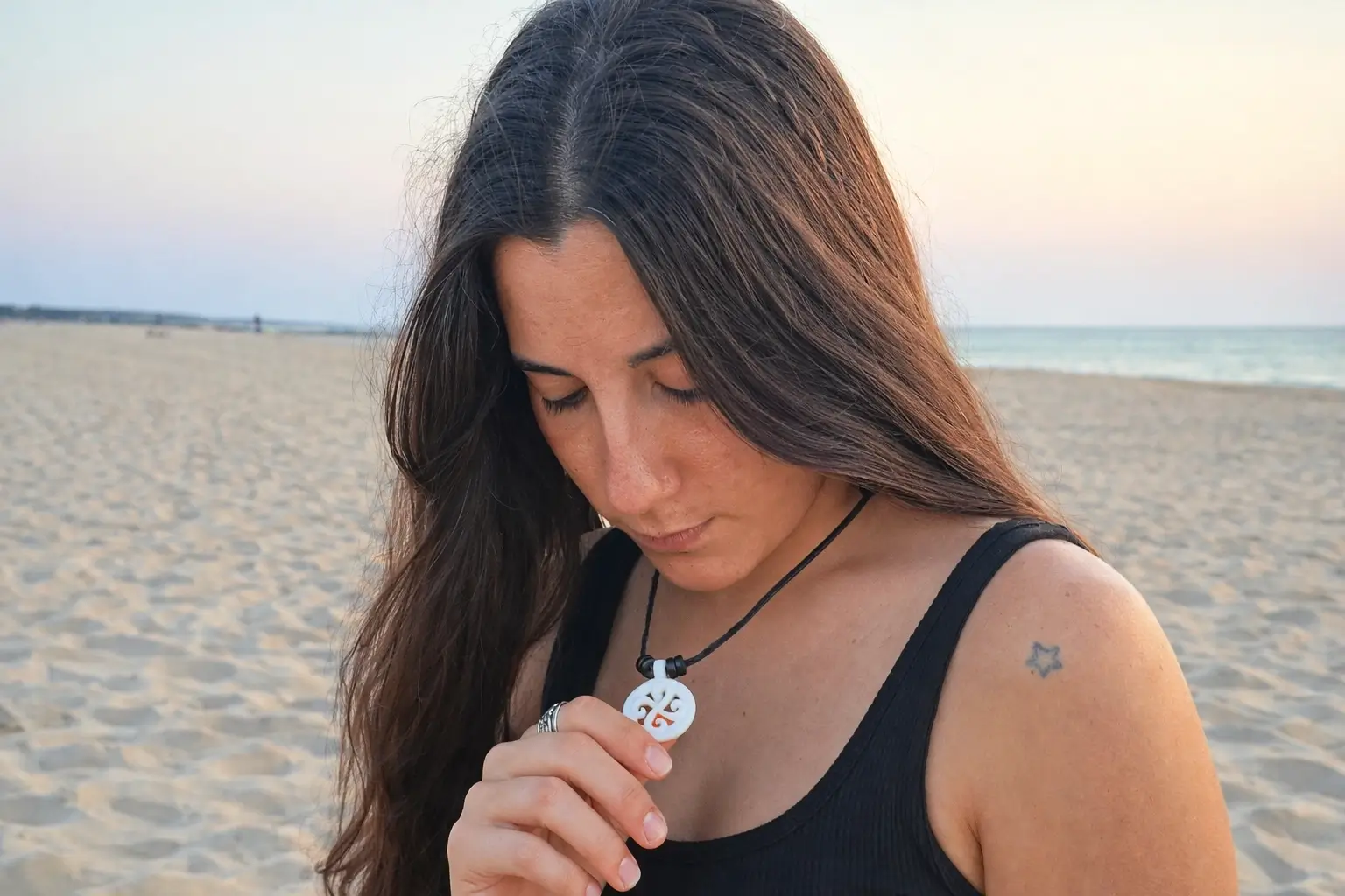 Koru Leder Halsketten für Damen