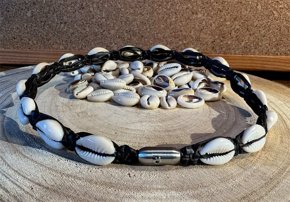 Geflochtenes Halskette Surfer Muschelkette - Herrenkette Kauri Muschel Sommer Strand Leder Kette