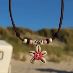 Halskette Muschelkette Blumenkette Lederkette - Ideal für Damen und Surferinnen Sommer Strand