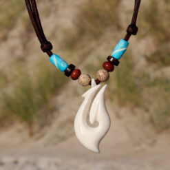 Hei Matau Männer Lederkette aus Neuseeland - der Angelhaken Knochen Anhänger . ideal für Damen und Herren - Strand Meer oder Stadt kann Tragen