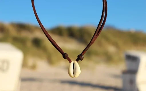 Kauri Muschel Unisex Halskette -Perfekt für Sommer Strand und Meer -Ideal für Männer und Frau - Surfer und Surferinnen